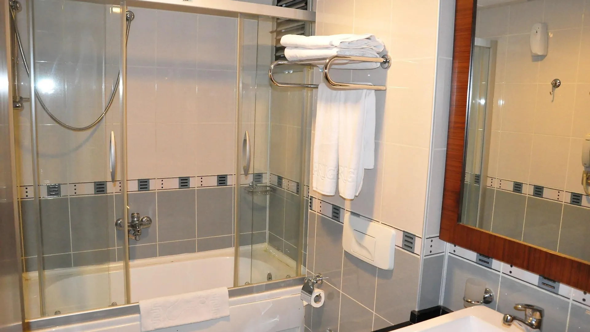 Marlight Boutique Hotel Измир 4*,