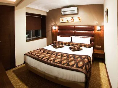 Marlight Boutique Hotel Измир 4*,
